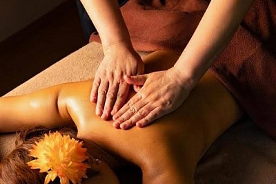 メンズセラピスト　リンパマッサージ　愛知　岐阜