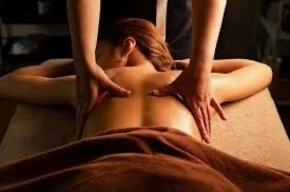 メンズセラピスト　リンパマッサージ　愛知　岐阜